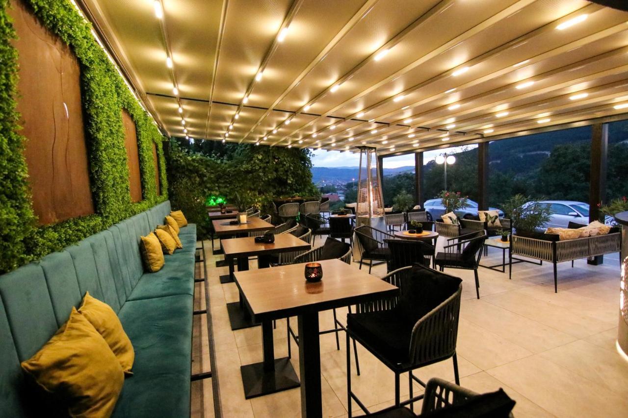 Hotel Happy Dimitrovgrad Zewnętrze zdjęcie
