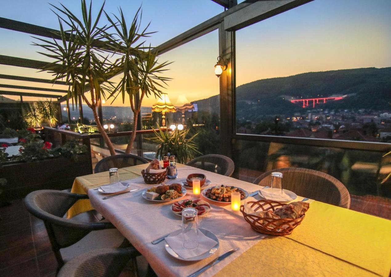 Hotel Happy Dimitrovgrad Zewnętrze zdjęcie