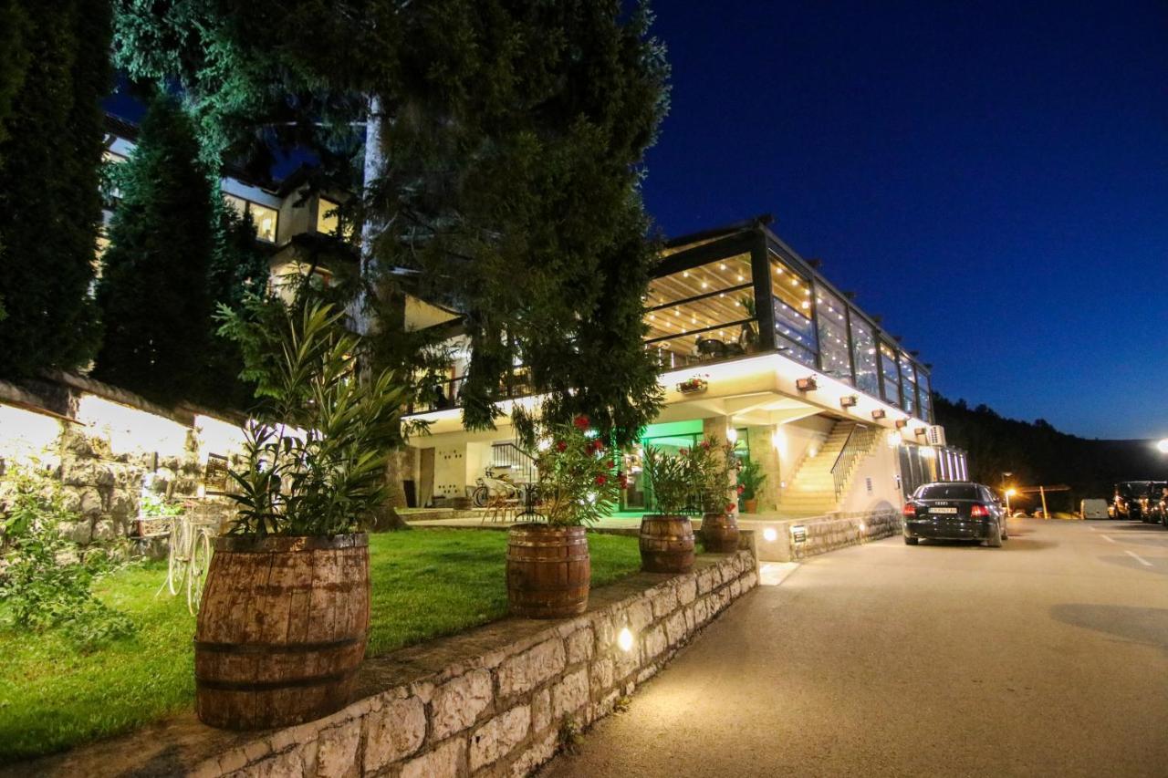 Hotel Happy Dimitrovgrad Zewnętrze zdjęcie