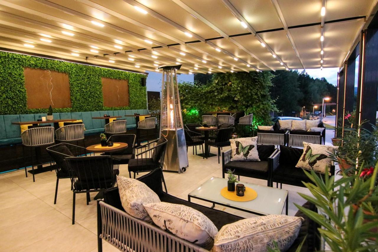 Hotel Happy Dimitrovgrad Zewnętrze zdjęcie