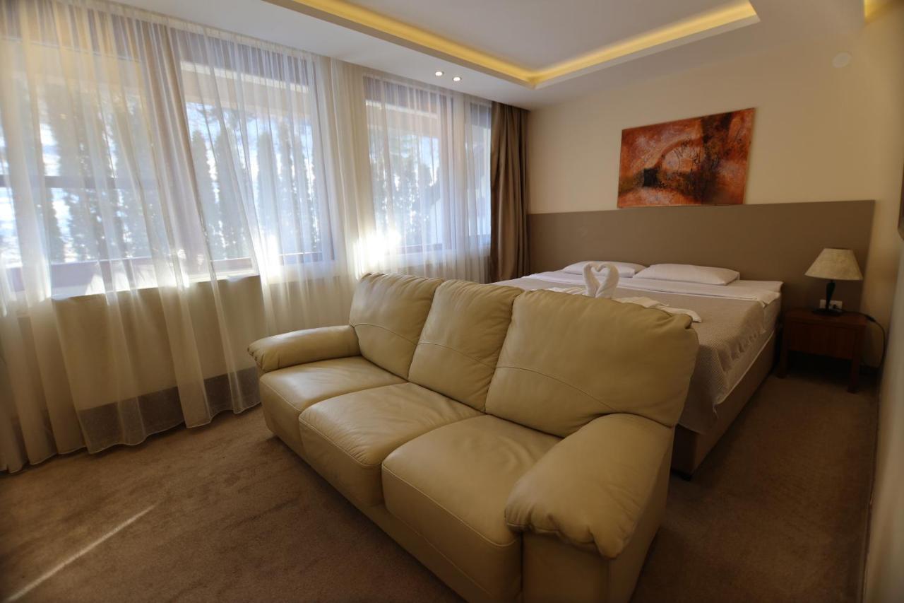 Hotel Happy Dimitrovgrad Zewnętrze zdjęcie