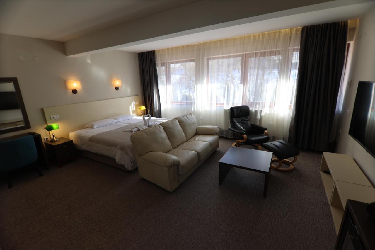 Hotel Happy Dimitrovgrad Zewnętrze zdjęcie