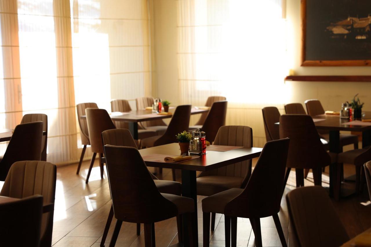 Hotel Happy Dimitrovgrad Zewnętrze zdjęcie