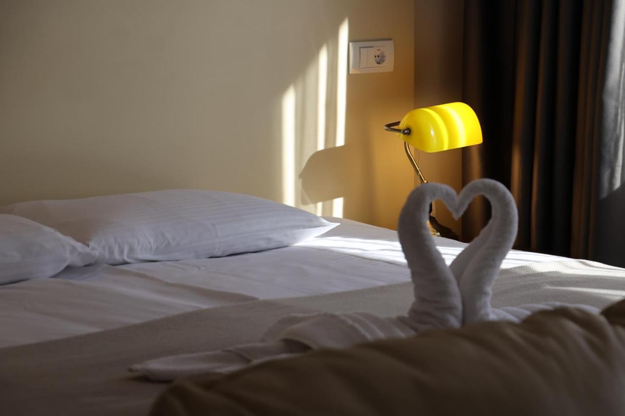 Hotel Happy Dimitrovgrad Zewnętrze zdjęcie