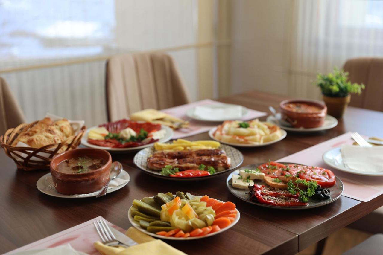 Hotel Happy Dimitrovgrad Zewnętrze zdjęcie