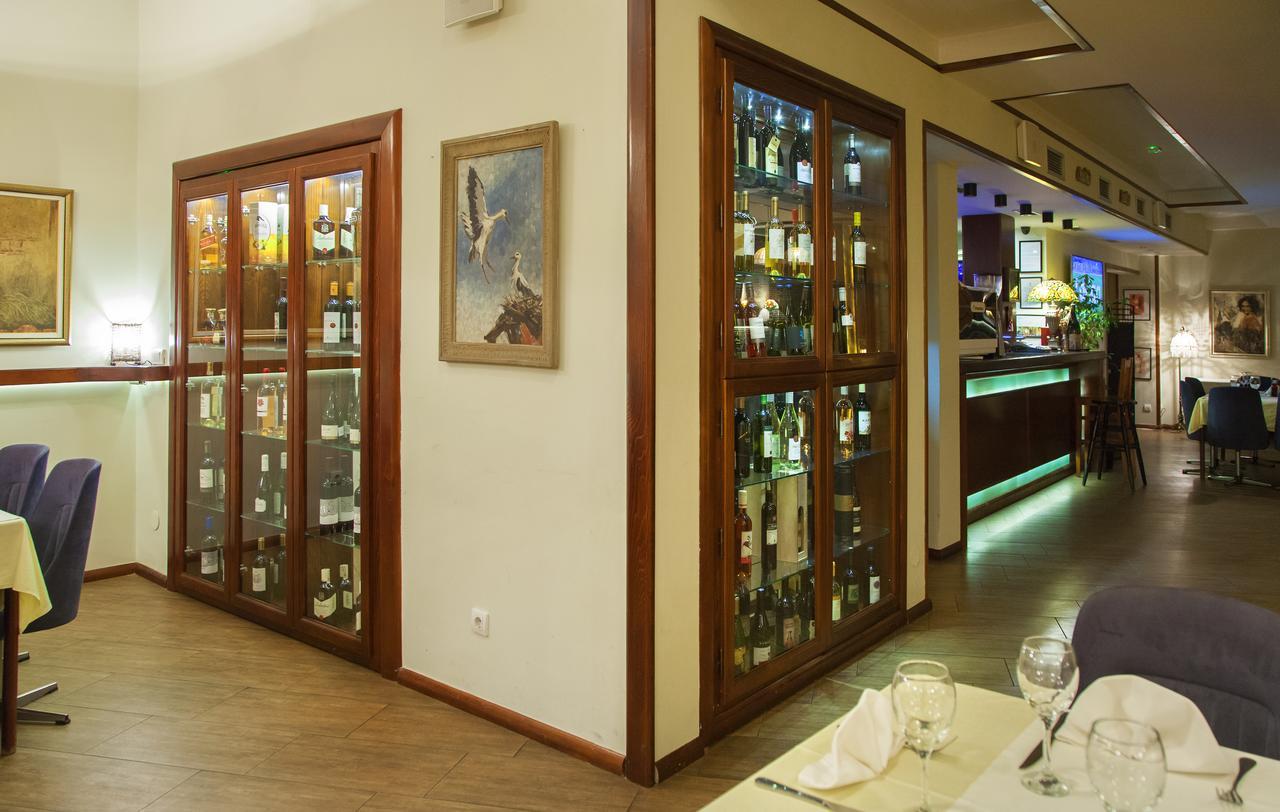 Hotel Happy Dimitrovgrad Zewnętrze zdjęcie