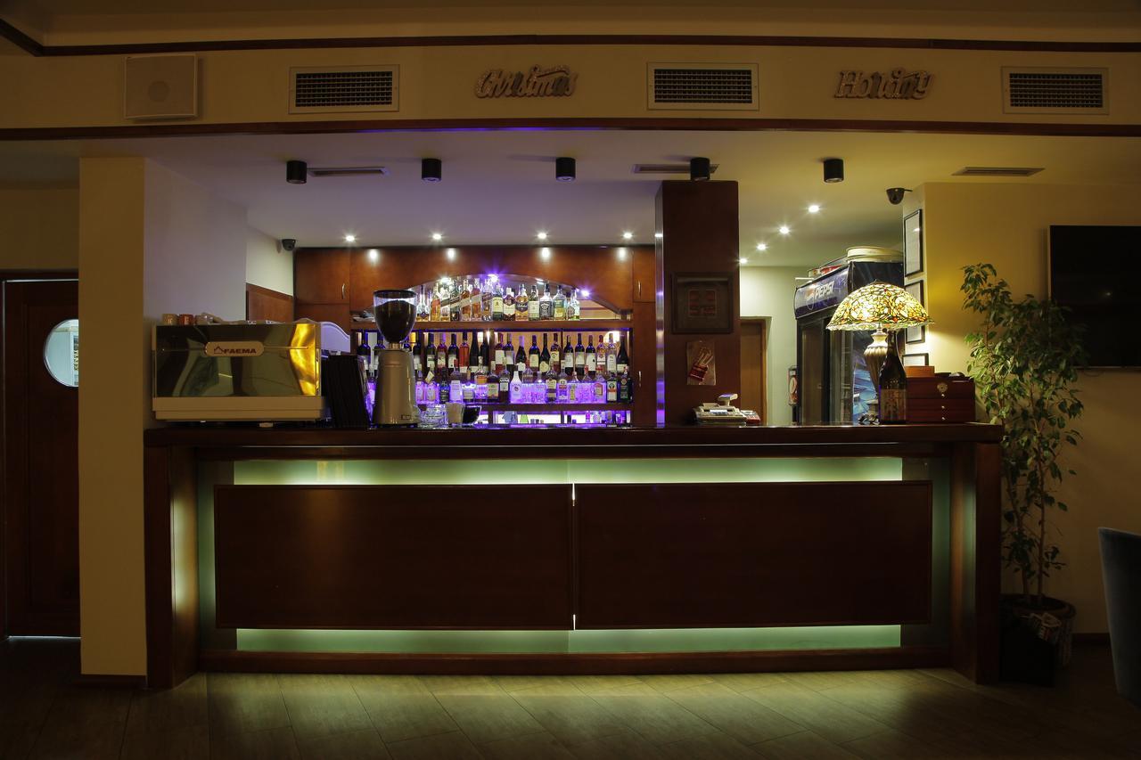 Hotel Happy Dimitrovgrad Zewnętrze zdjęcie